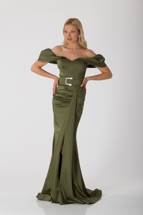 Robe de soirée vert olive...