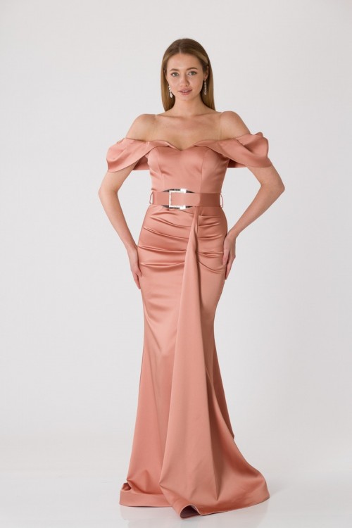 Robe de soirée rose poudré...